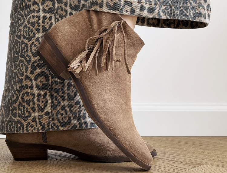 Zamszowe kowbojki damskie