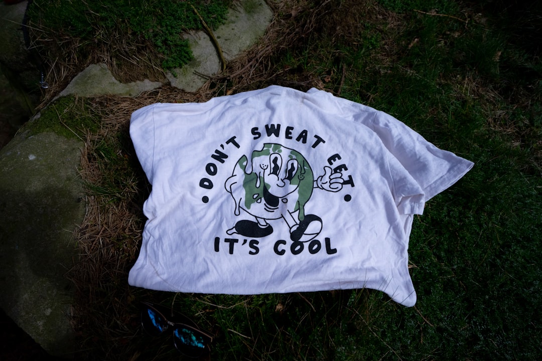 Photo folding t-shirt